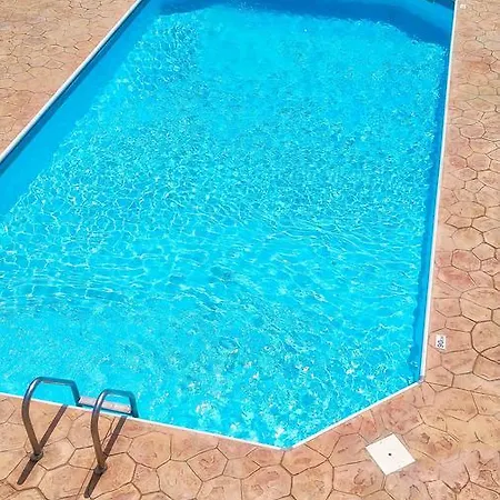 A101 Diana 43 Two Bedroom Apartament