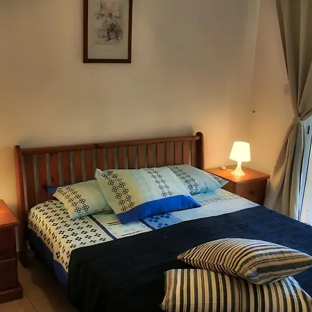 A101 Diana 43 Two Bedroom Lägenhet *